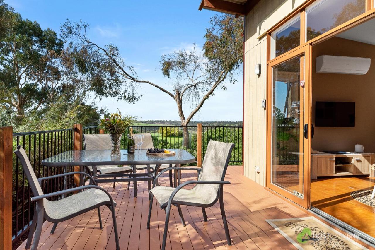 Rural 5 Star Villa'S With Resort Amenities Cowes Exterior photo